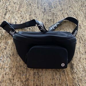 Lululemon Belt bag